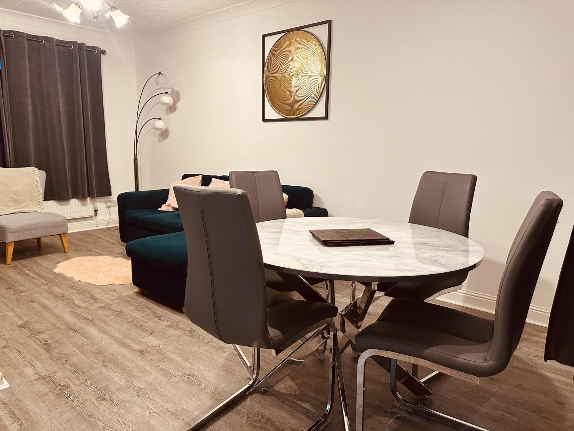 Come & Unwind In Charming 5 Bed House In Blackburn Blackburn  Buitenkant foto