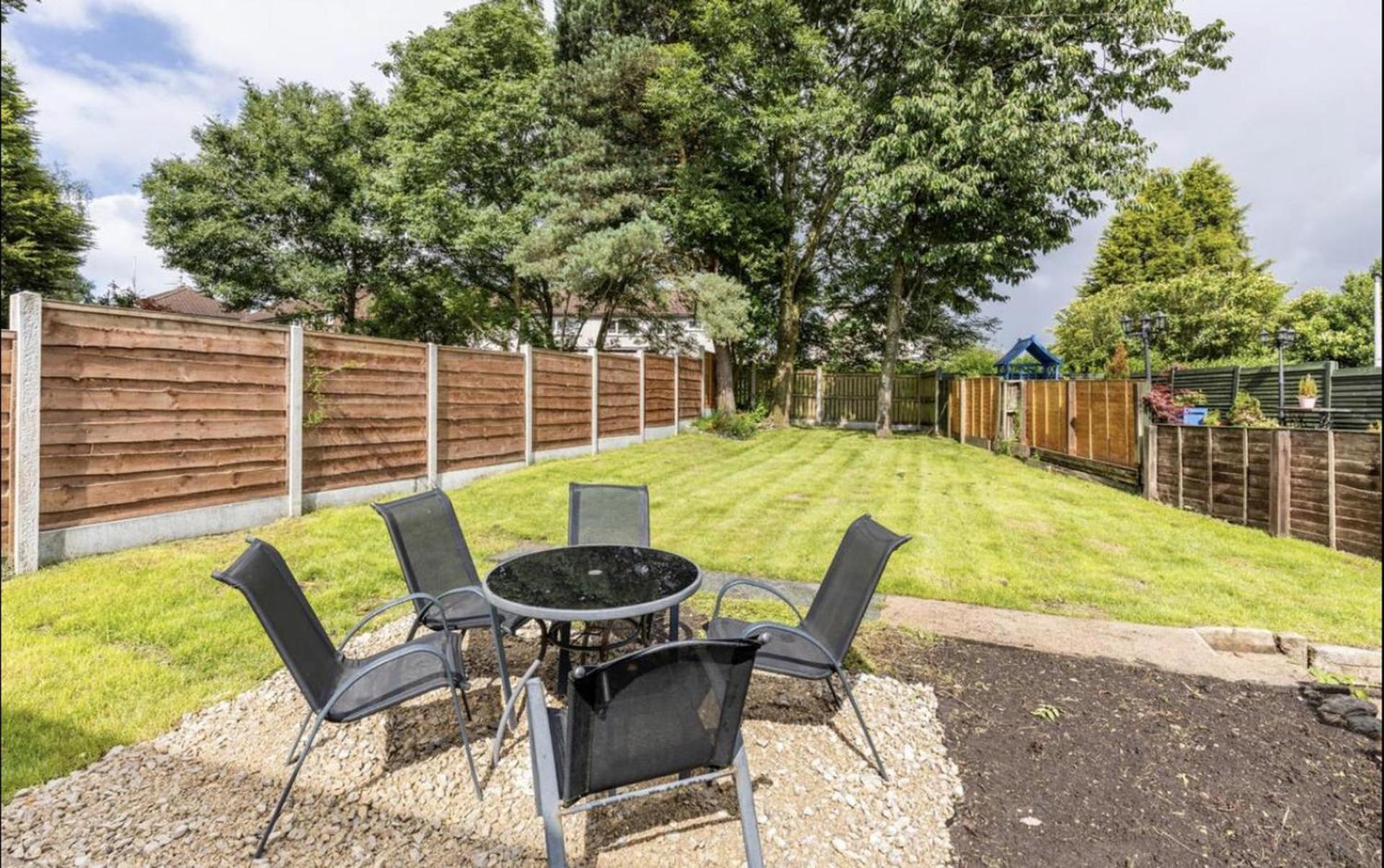 Come & Unwind In Charming 5 Bed House In Blackburn Blackburn  Buitenkant foto