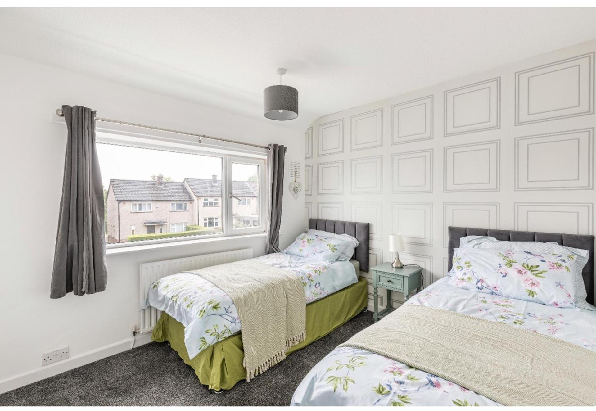 Come & Unwind In Charming 5 Bed House In Blackburn Blackburn  Buitenkant foto
